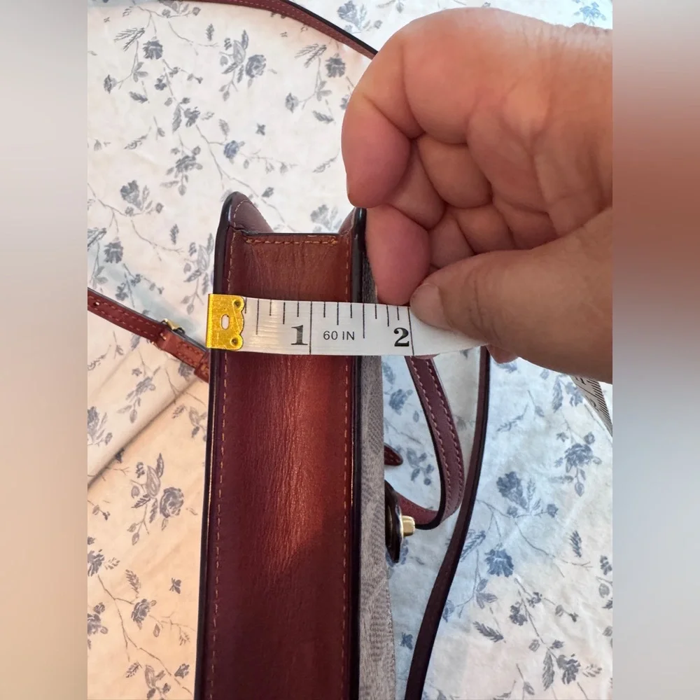 Coach Tan and Red Crossbody Bag - Picture 9 of 9